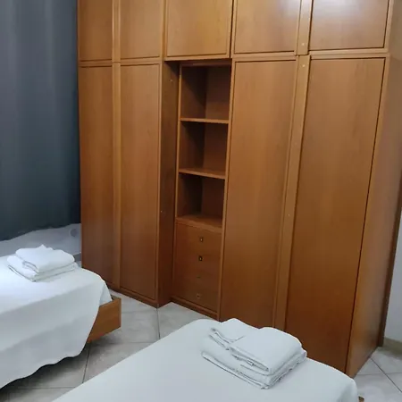 Nonna Nella's House דירה